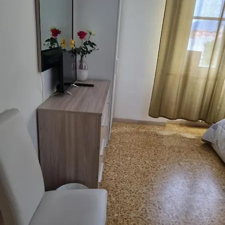 Alojamento de Acomodação e Pequeno-almoço Prime Pisa