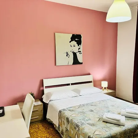 Prime Guest House Пиза